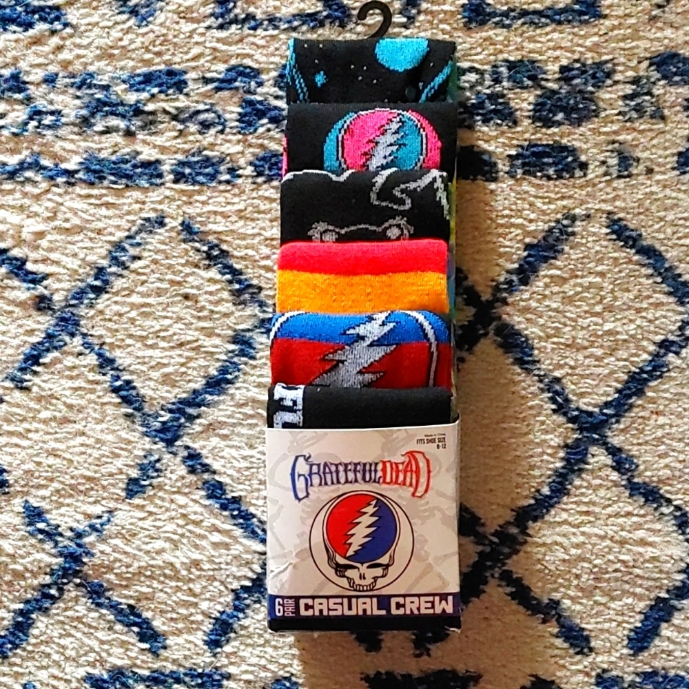Grateful Dead 6 pairs of Socks